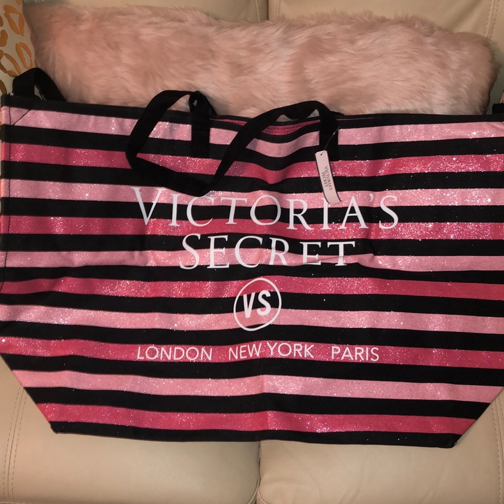 Large Victoria’s Secret tote. NWT